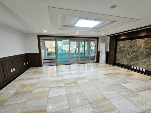 Livingroom side
