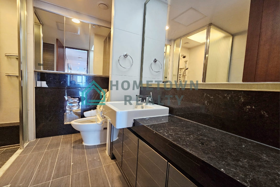 2nd bathroom sink