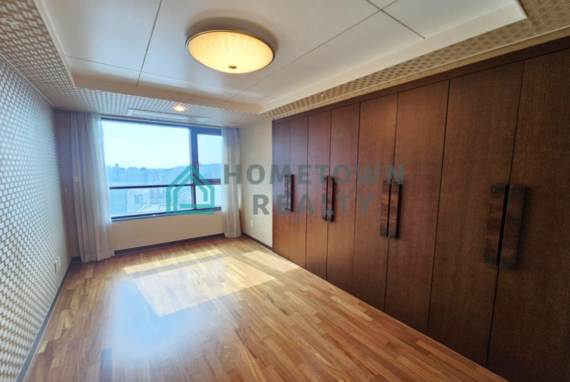 4th bedroom