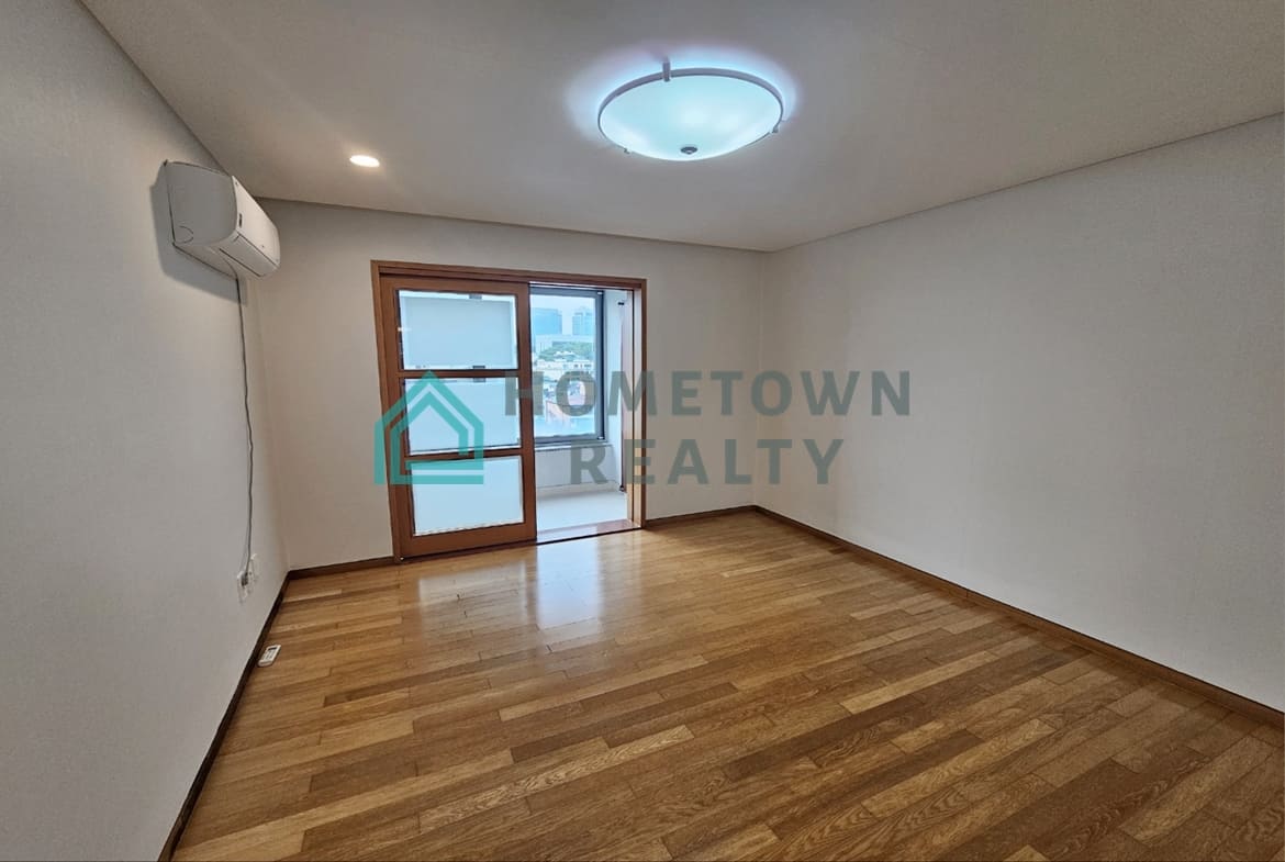 4th bedroom