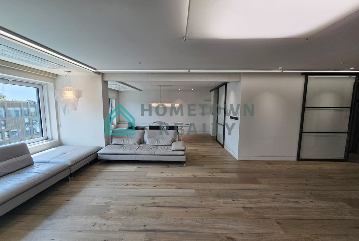 Livingroom side