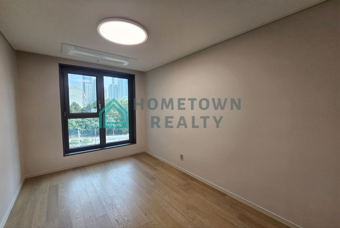 4th bedroom