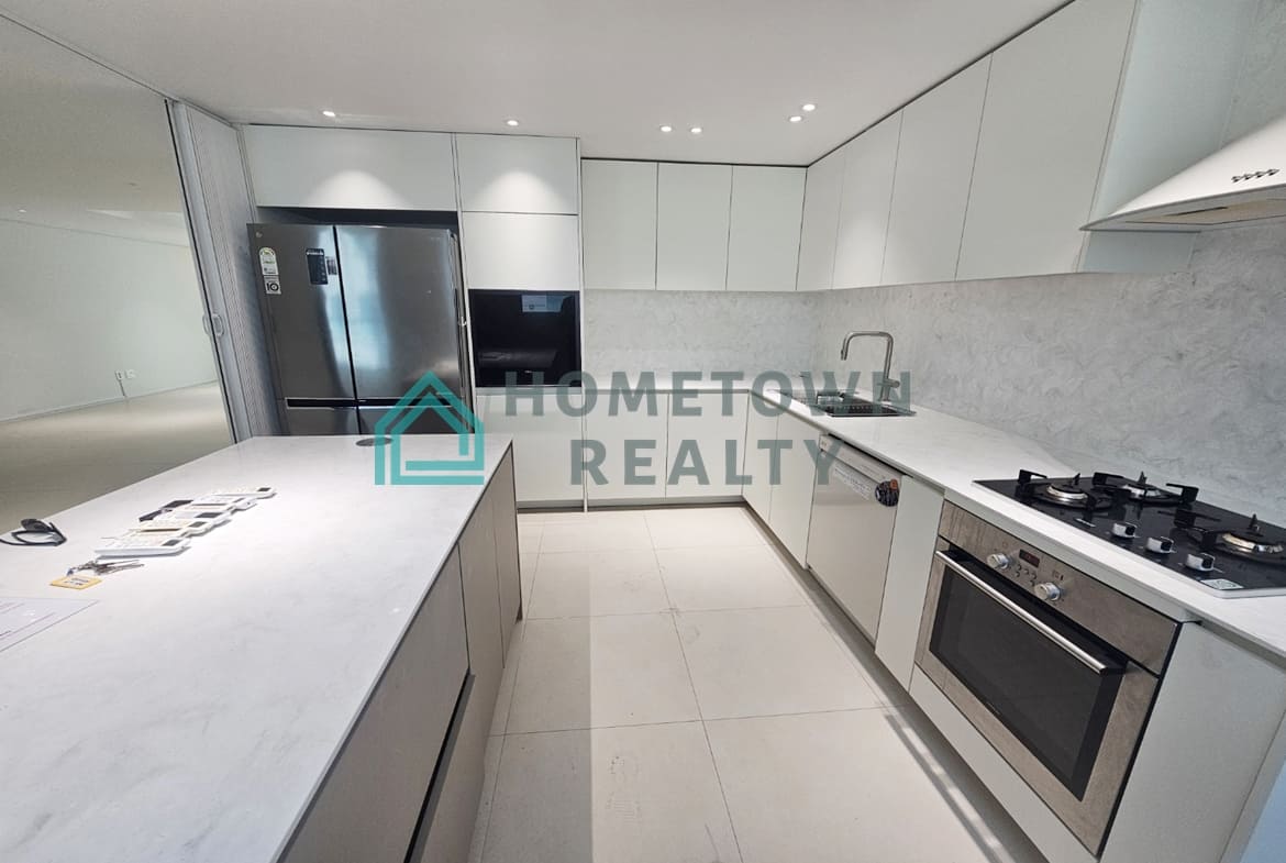 Kitchen inside